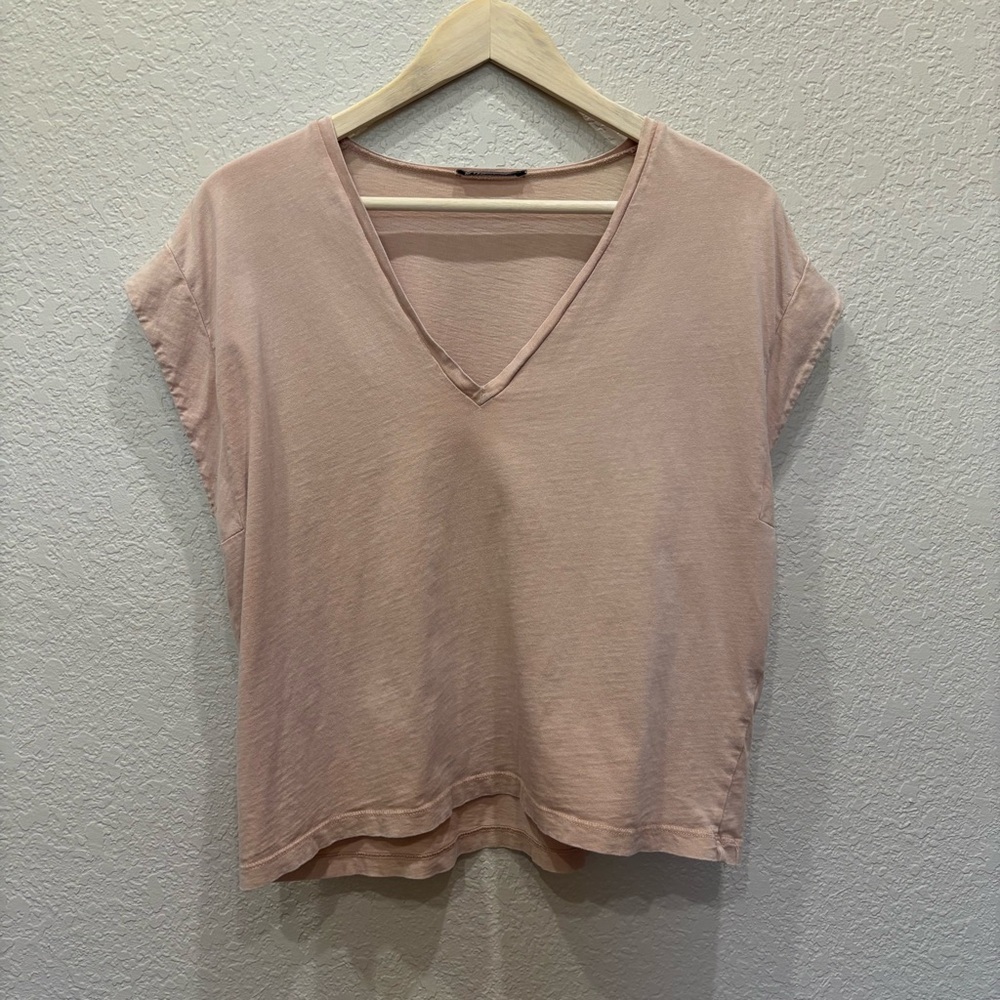 Zara Peach V-Neck Short Sleeve Top Size Medium Minimalist Office Preppy